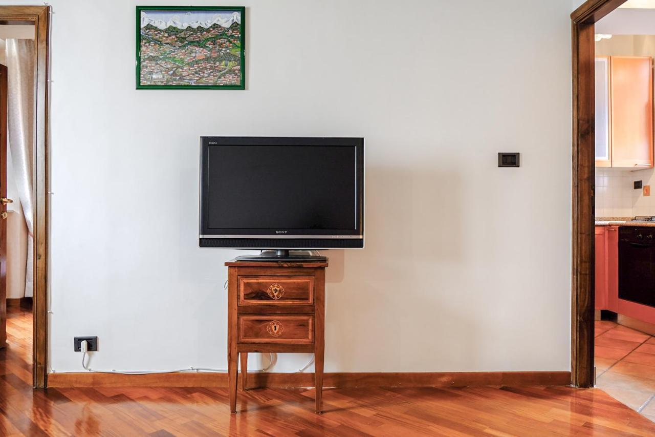 Hostme Colosseum Apartment Rome Exterior photo