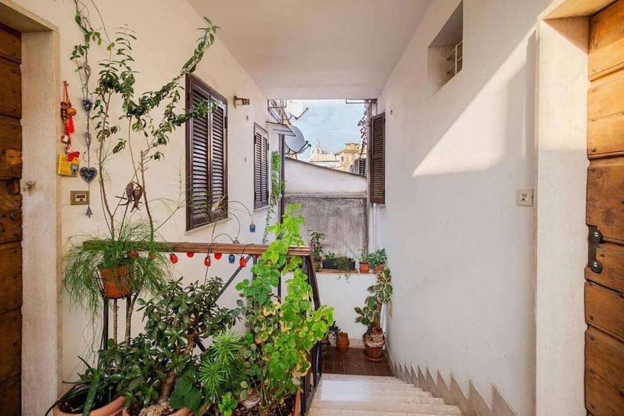 Hostme Colosseum Apartment Rome Exterior photo